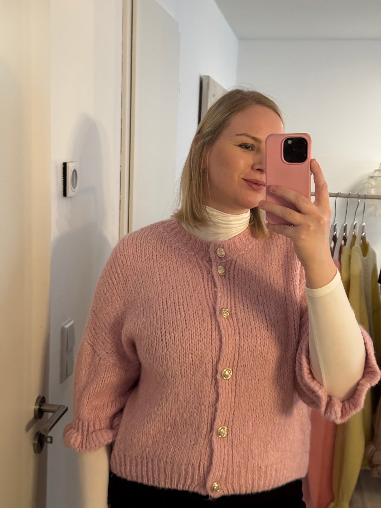 Cardigan mit Rüschenärmeln - Rosa