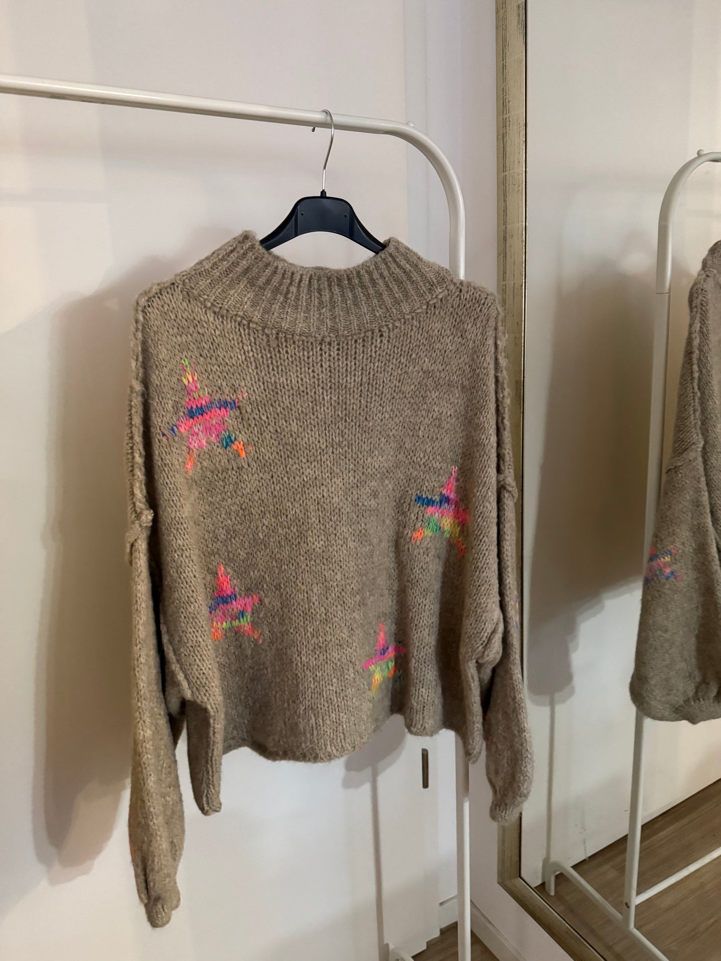 Pullover Neon Stars